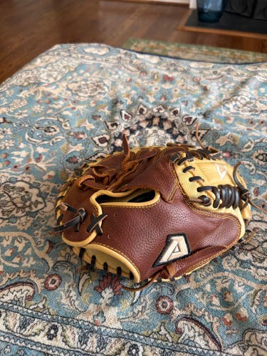 2025 Akadema AGC 98 RH Catcher's Baseball Glove 32" (Used)