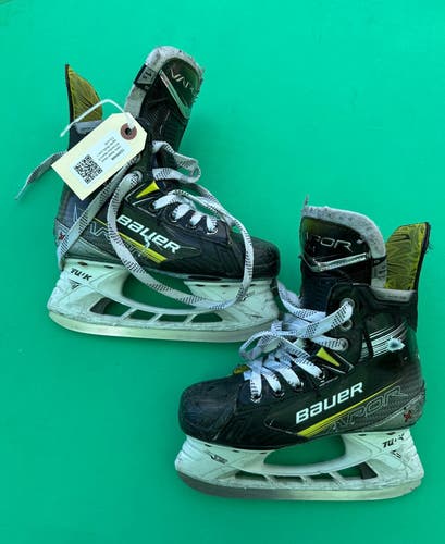 Junior Bauer Vapor X4 Hockey Skates | Size 1.5