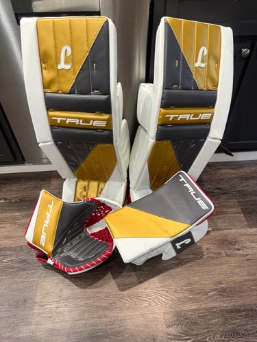 33" True HZRDUS Px4 Regular Goalie Full Set Pro Stock (Used)