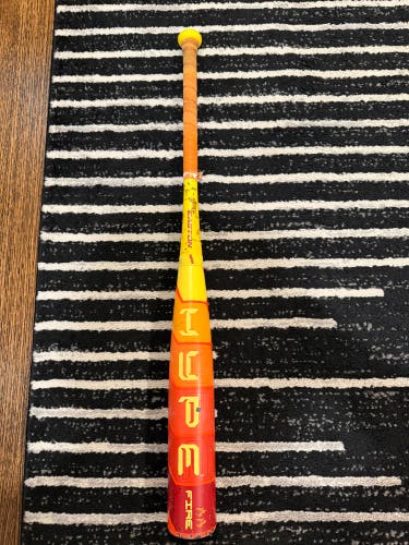 2025 Easton Hype Fire Composite USABat Certified Bat (-10) 21 oz 31" (Used)
