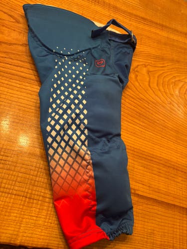 Youth XL Padded Football Game Pants (Used)