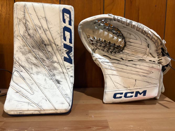 2024 CCM Extreme Flex 7 Pro Regular (Used)