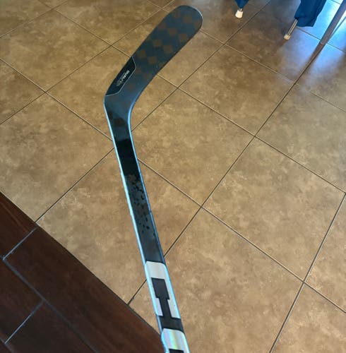 Intermediate CCM Ribcor Trigger 9 Pro Right Handed Hockey Stick P29 55 Flex (Used)