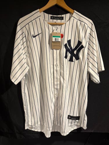 Yogi Berra White XL Adult Unisex Nike Jersey (New)