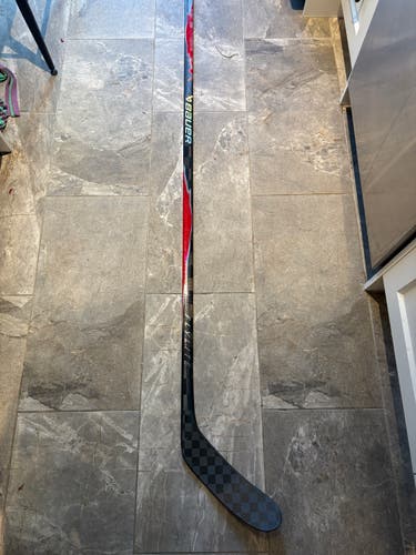 Bauer Vapor Flylite Left Hand Hockey Stick P28M 87 Flex (Used)