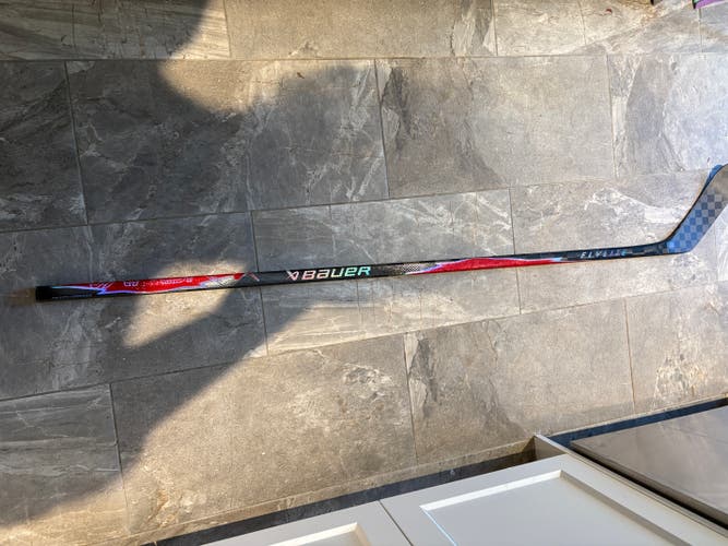 Senior Bauer Vapor Flylite Left Hand Hockey Stick P28M 87 Flex (Used)