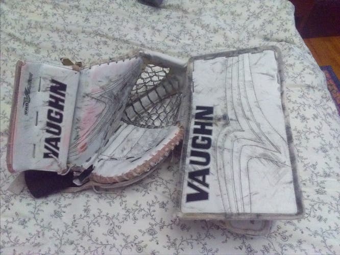 Vaughn Velocity Regular Glover and Blocker set