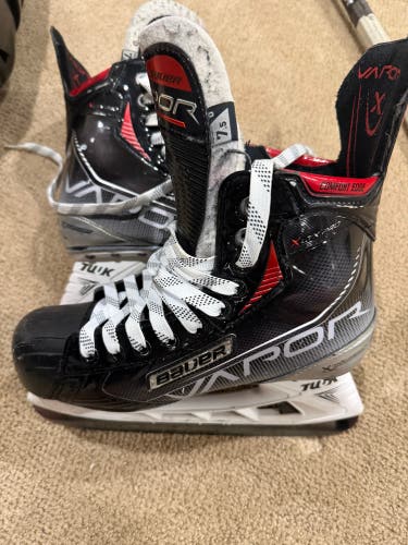 Bauer Vapor XLTX Pro Hockey Skates Regular Width 7.5 (Used)