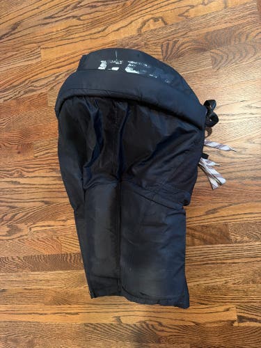 Men's Senior Large CCM Hockey Pants (Used)