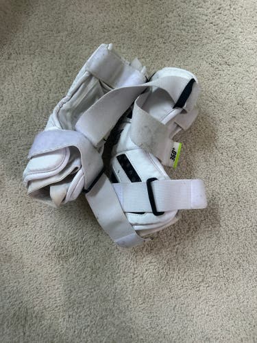 Medium Adult STX Cell V Arm Pads (Used)