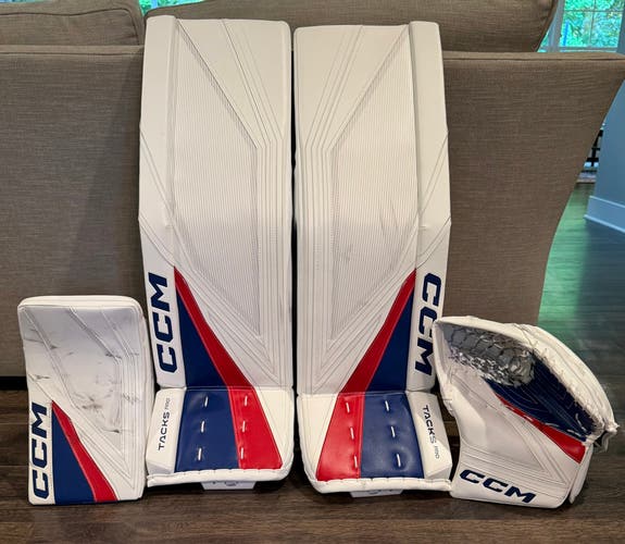 35" 2025 CCM Regular Goalie Full Set Pro Stock (New)
