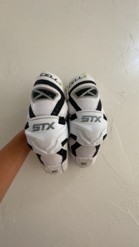 Small Youth STX Cell V Arm Pads (Used)