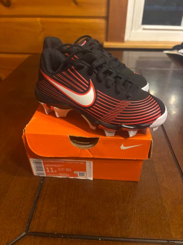 Nike HYPERDIAMOND 3 KEYSTONE Fastflex Softball/Baseball Cleats New in Box 11C