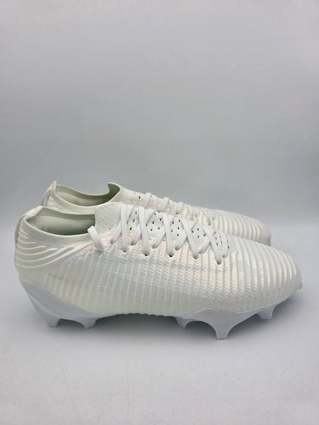 Under Armour Blur Pro Football Cleats Mens Size 9 White Iridescent 3028220-100