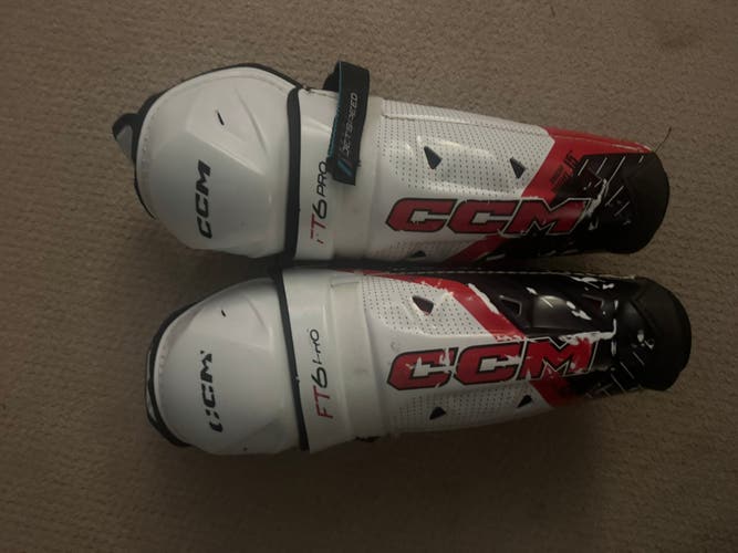 Senior CCM JetSpeed FT6 Pro 15" Shin Pads (Used)