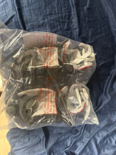 Epoch Integra Pro Lacrosse Gloves (New)