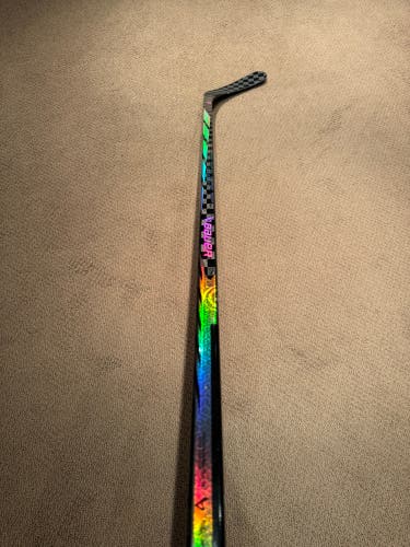 Senior Bauer Proto-R Right Handed Hockey Stick P92 70 Flex