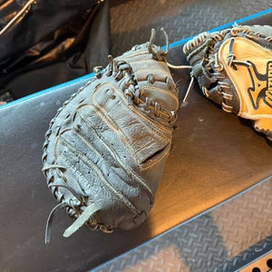 Rawlings Renegade RH Catcher's Glove 32.5" (Used)