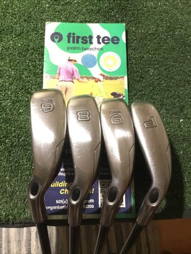 Callaway Left Handed Diablo Edge Irons Set (6-PW, No 7i) Regular 75g Graphite LH