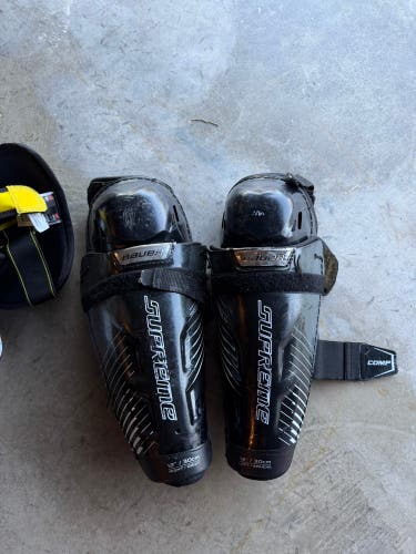 Junior Bauer 12" Shin Pads (Used)