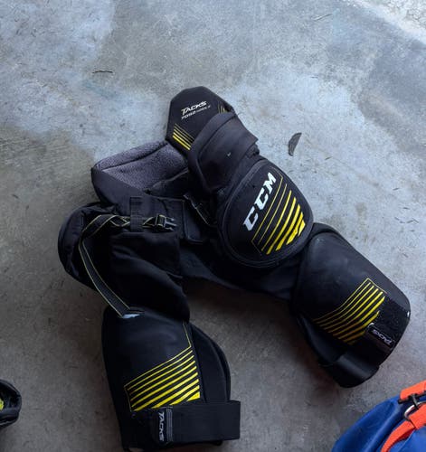 Junior Large CCM Hockey Pants (Used)