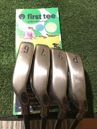 Callaway Hawkeye VFT Irons Set (6-PW, No 8i) Regular System 75 Graphite Shafts