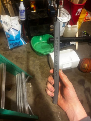 Scotty Cameron Grip in line letters(Used)