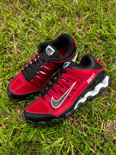 CLEAN Nike size 9.5 Mens Reax TR Training Red Gym shoes