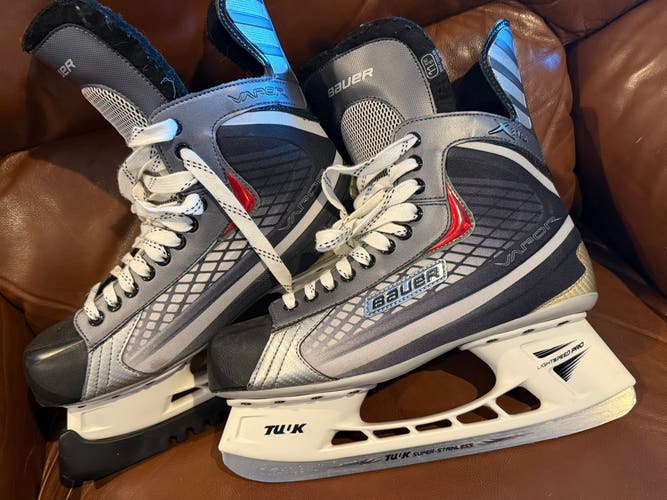 Black/Gray Bauer Vapor X15 Hockey Skates Extra Wide Width 13 (Used)
