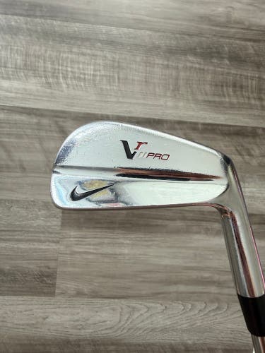 2009 Nike Victory Red Pro Blade Right Handed Iron Set (Used)