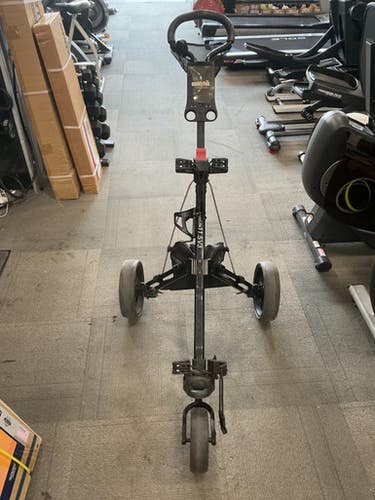 Used Caddyteck 11.5 V3 Pull Cart Golf Cart Black 3 Wheel 11614-s000238820