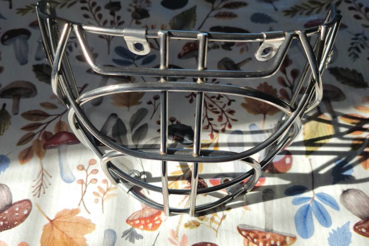 Bauer cat eye certified cage 960