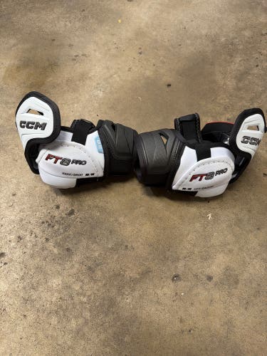 Senior Medium CCM JetSpeed FT8 Pro Elbow Pads (Used)