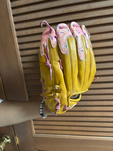 RH Softball Glove 13" (New)