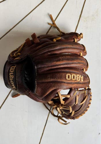 Wilson A800 RH Infield Baseball Glove 11.5" (Used)