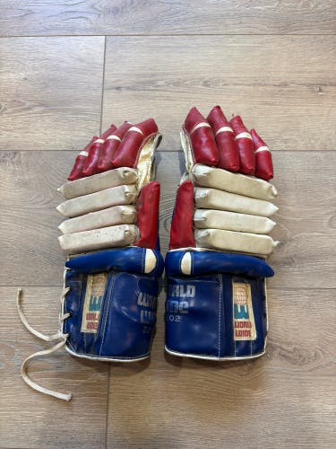 Vintage World Wide 2202 Hockey Gloves - Cowhide Palm