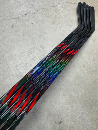 5 PACK 70 Flex P28M Senior Bauer Tracer Left Hand Hockey Stick Pro Stock NHL (New)