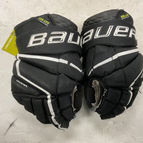Used Bauer Vapor Hyperlite Junior Gloves Black 11" 11855-s000205925