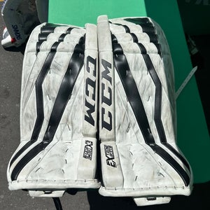35"+1 Senior CCM Extreme Flex III Pro Goalie Leg Pads