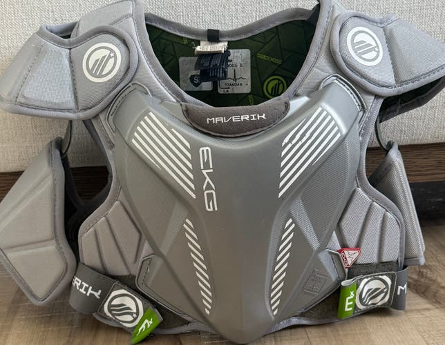 Small Adult Maverik MX Shoulder Pads (Used)