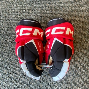 NEW CCM AS580 Black/Red Gloves 14"
