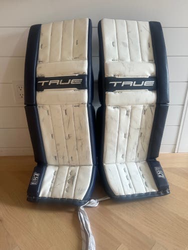 32" 2025 True L87 Goalie Leg Pads Pro Stock (Used)