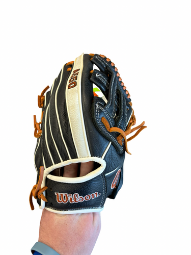 Used Wilson A550 BB/SB Glove RH Throw Black 12" 11682-S000134482