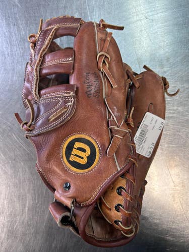 Used Wilson A9851 BB/SB Glove RH Throw Tan 13" 11868-S000070237