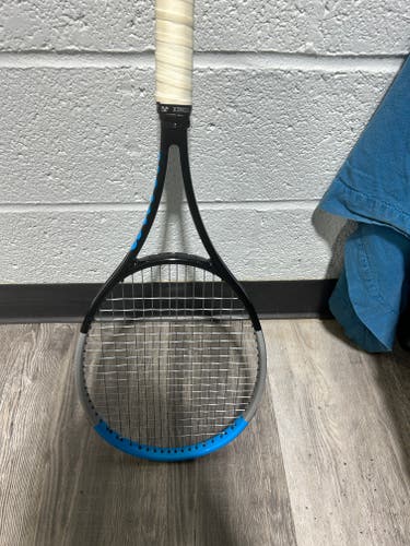 Adult Wilson Ultra Tennis Racquet (Used)