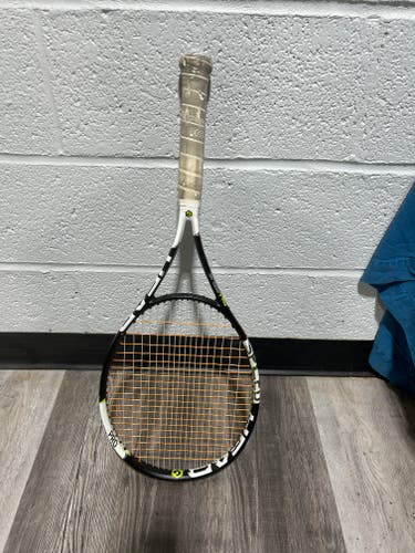 Adult HEAD Tour Series Tennis Racquet (Used)