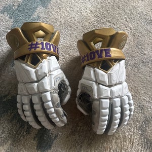 Maverik Max Lacrosse Gloves (Used)