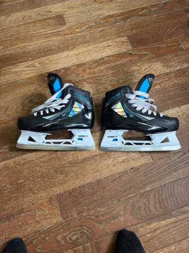 2021 True TF7 Hockey Goalie Skates Regular Width Size 5 (Used)