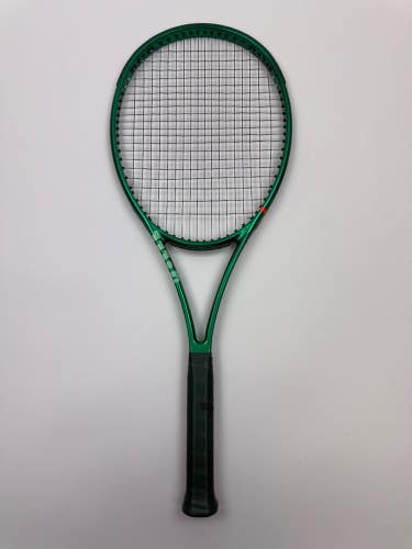 Wilson Blade V10 18x20, 4 1/4 Excellent 9.5/10