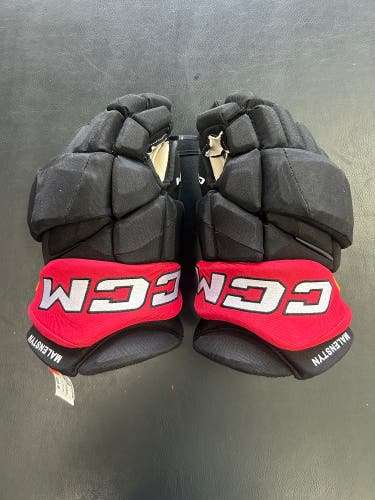 NEW World Championship CCM HGPJSPP Gloves 14" Pro Stock Beck Malenstyn